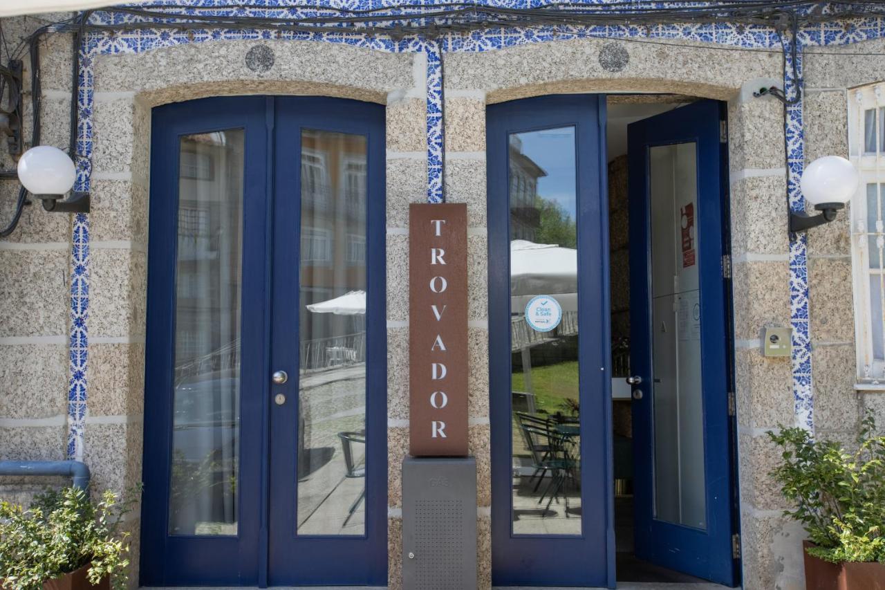 Trovador Guest House ギマランイス エクステリア 写真