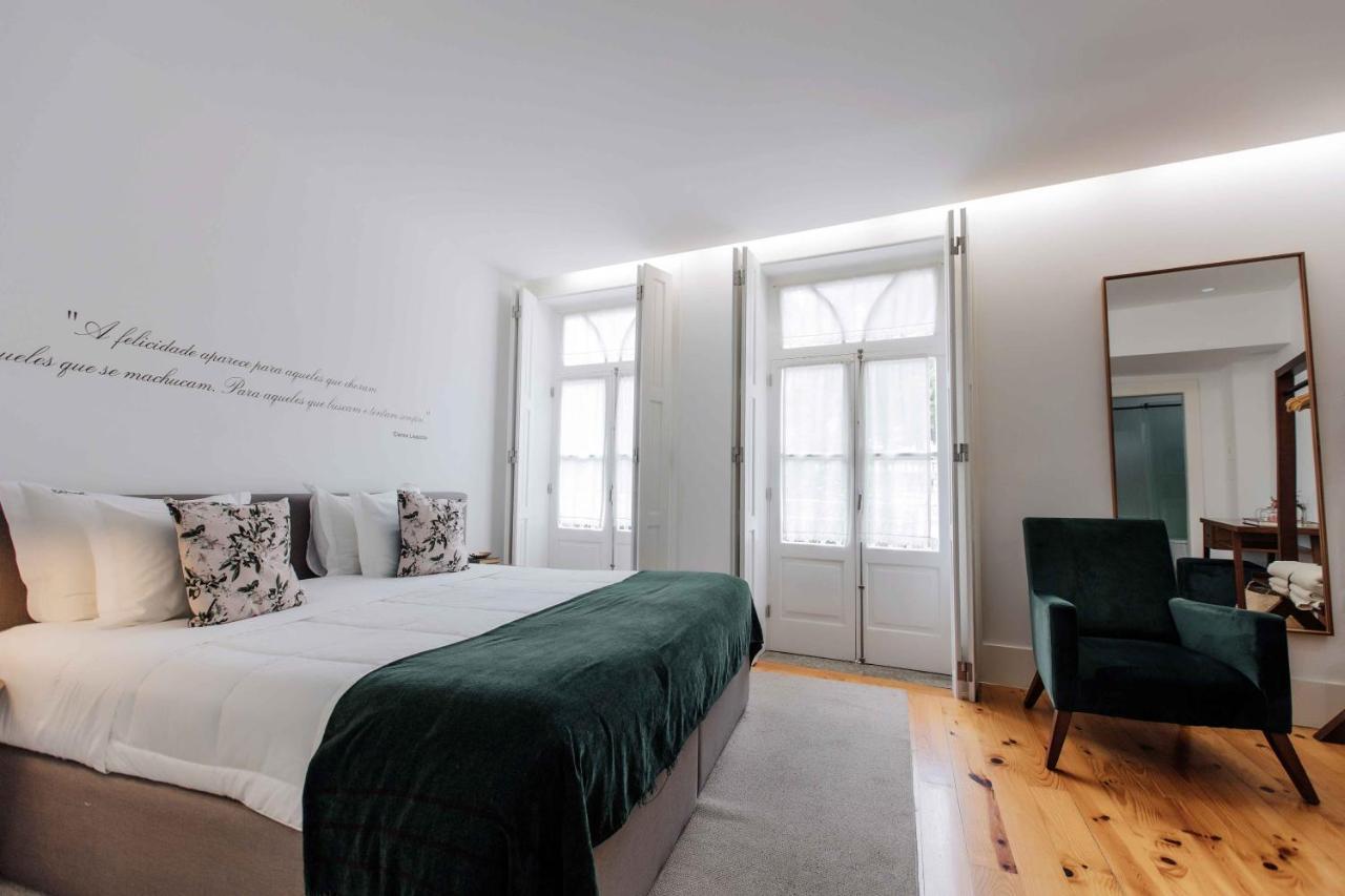 Trovador Guest House ギマランイス エクステリア 写真