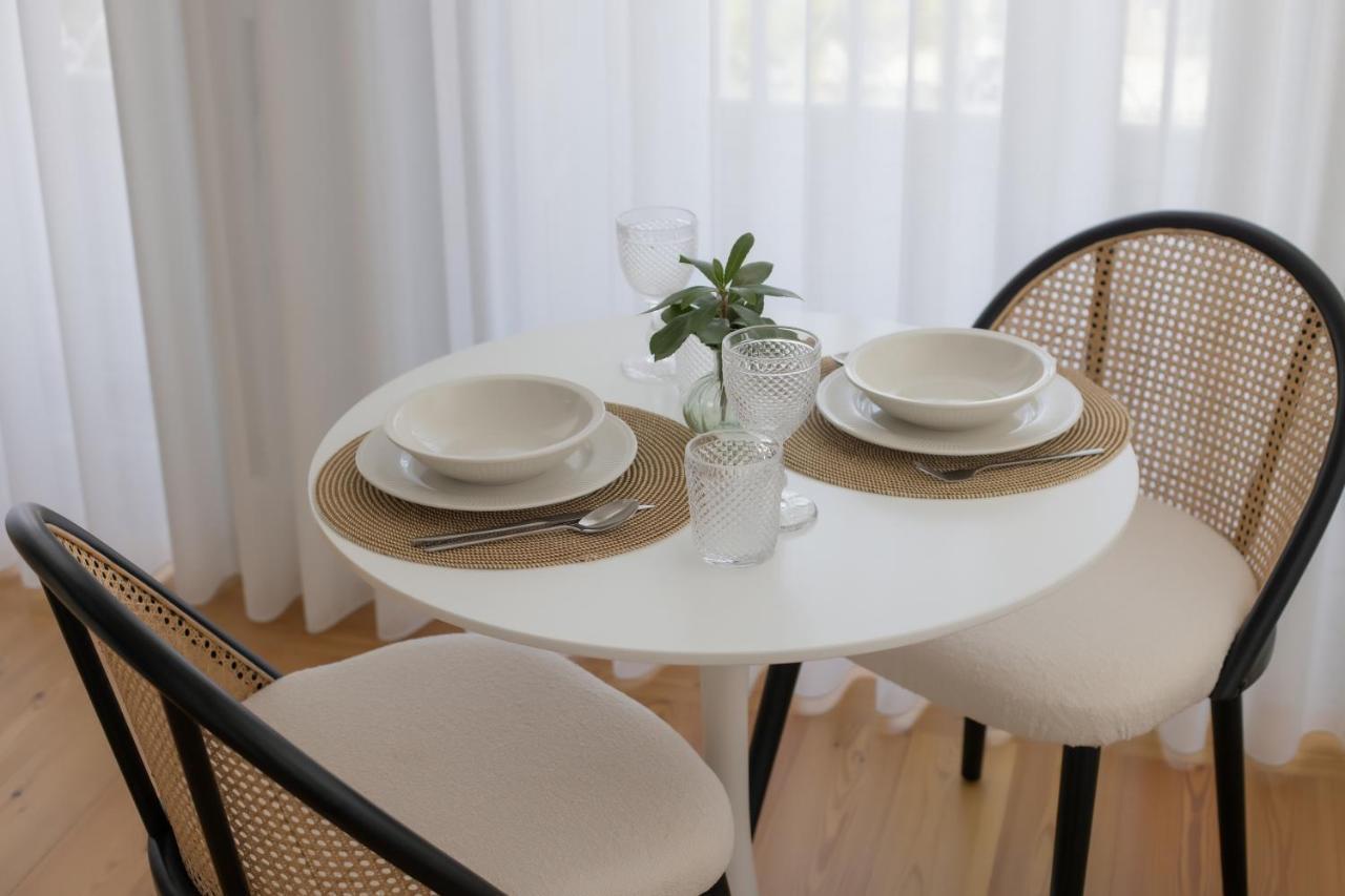 Trovador Guest House ギマランイス エクステリア 写真